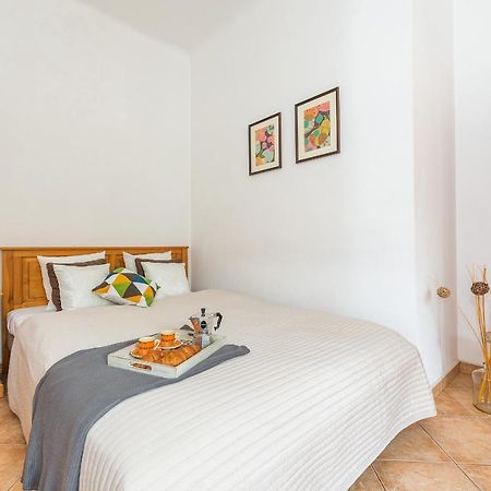 Zbawiciela Square P&O Serviced Apartments ワルシャワ エクステリア 写真