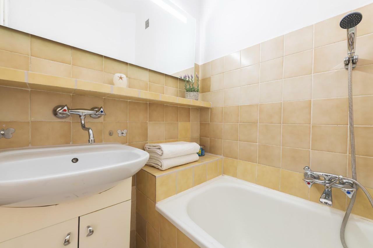 Zbawiciela Square P&O Serviced Apartments ワルシャワ エクステリア 写真